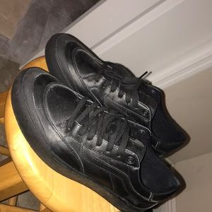 VANS 10.5 black leather